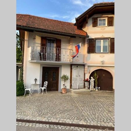 Apartma Jozica In Toncek Sveti Jurij ob Scavnici Exterior photo